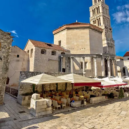 Modern With Terrace 4 Min Walk To The Appartamento Spalato
