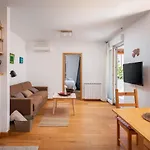 Modern With Terrace 4 Min Walk To The Διαμέρισμα Σπλιτ