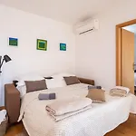 Διαμέρισμα Modern With Terrace 4 Min Walk To The Σπλιτ