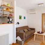 Διαμέρισμα Modern With Terrace 4 Min Walk To The Σπλιτ