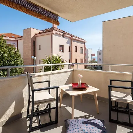 Apartmán Modern With Terrace 4 Min Walk To The *